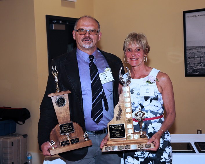 an-Glenn-and-Mike-Greaves-Award-winners-Karen-Litchfield-and-Bill-Coon